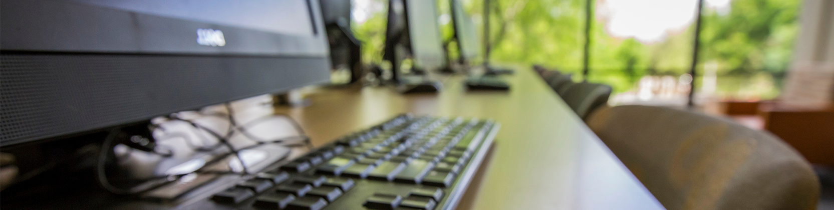 爱丁堡大学 Library Computer Lab